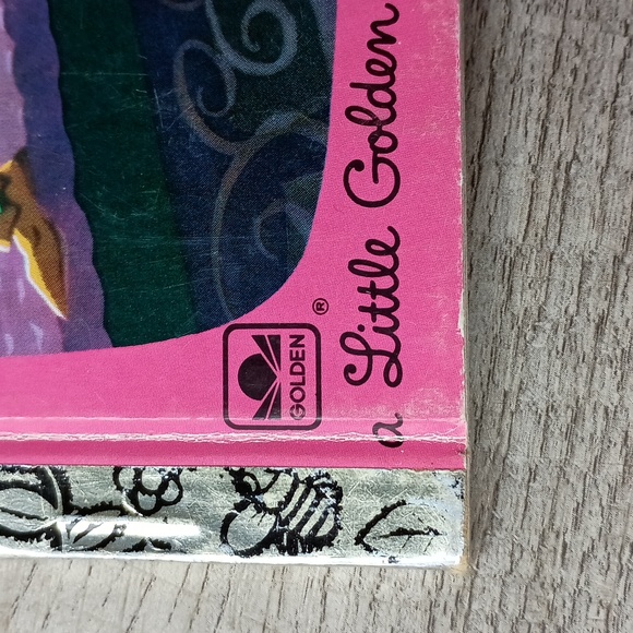 Vintage Walt Disney's Peter Pan and Wendy Little Golden book - Picture 6 of 11